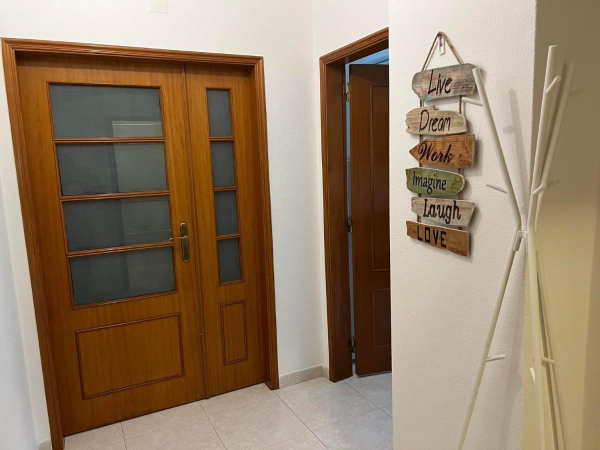 Casa De *
